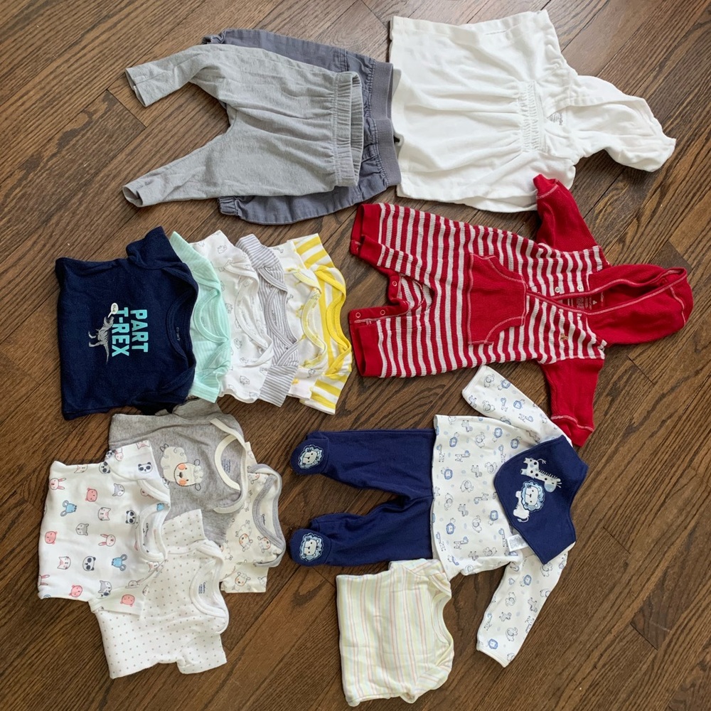Lot of 0-3 clothes